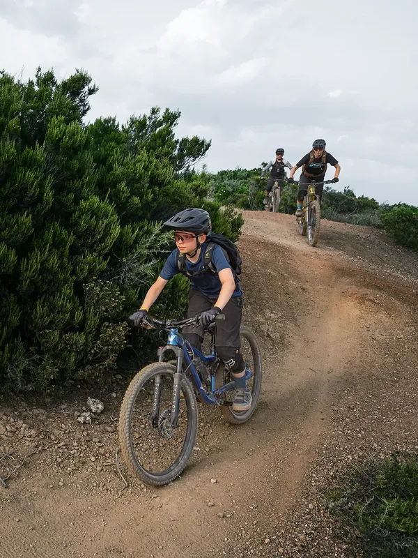 deuter Attack 8 JR — lifestyle 4