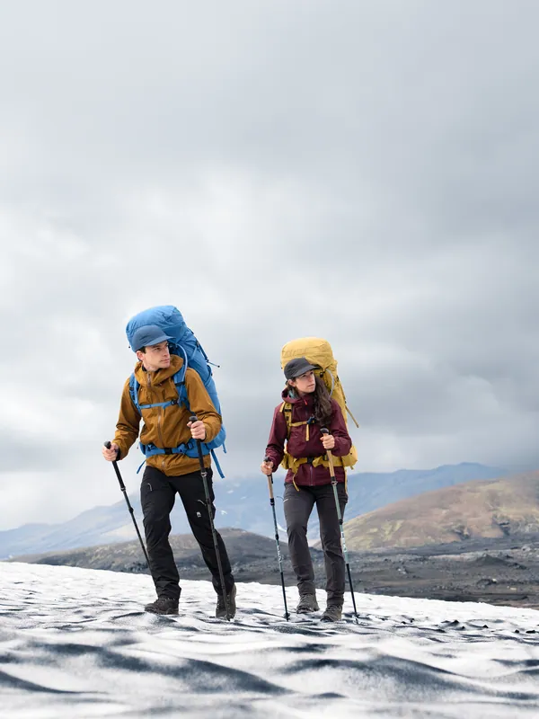 deuter Aircontact Core 50+10 — lifestyle 5