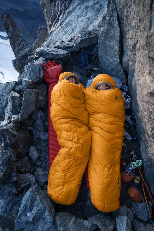 deuter Astro Pro 1000 -19C/-2F — lifestyle 1