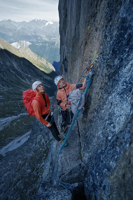 deuter Guide 32+6 SL — lifestyle 6