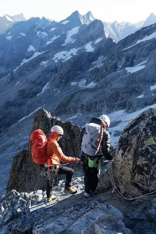 deuter Guide 32+6 SL — lifestyle 3