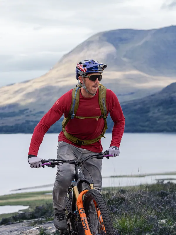 deuter Attack 16 — lifestyle 4