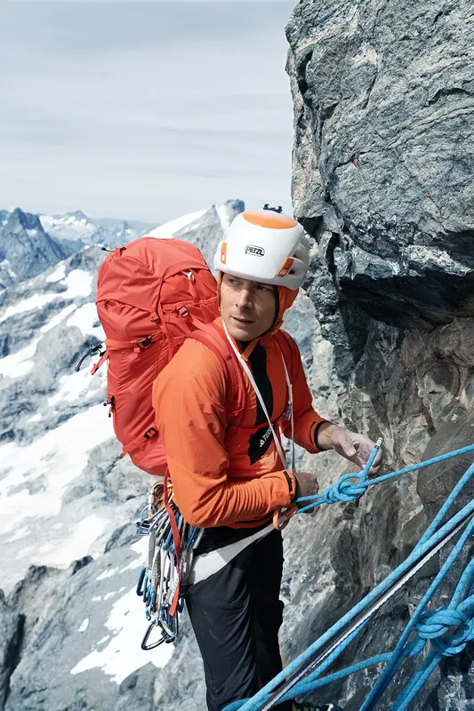deuter Guide 32+6 SL — lifestyle 4