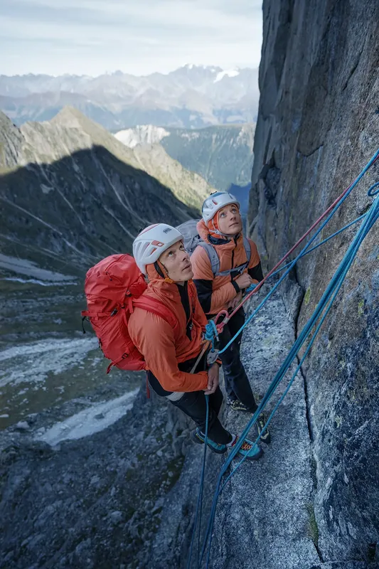 deuter Guide 32+6 SL — lifestyle 8